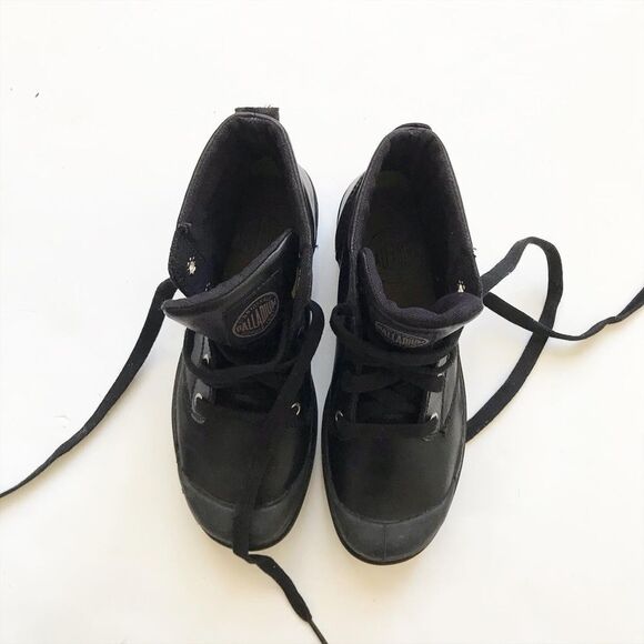 Palladium black combat boots EUC size 3.5Y - Picture 3 of 10